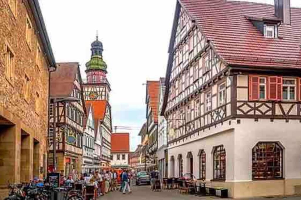 An Der A8 & Dennoch Stadtnah เคียร์ชไฮม์ อุนเทอร์ เท็ค ภายนอก รูปภาพ